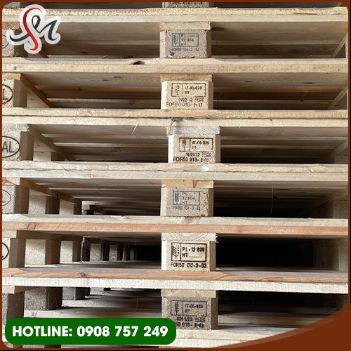 Pallet gỗ